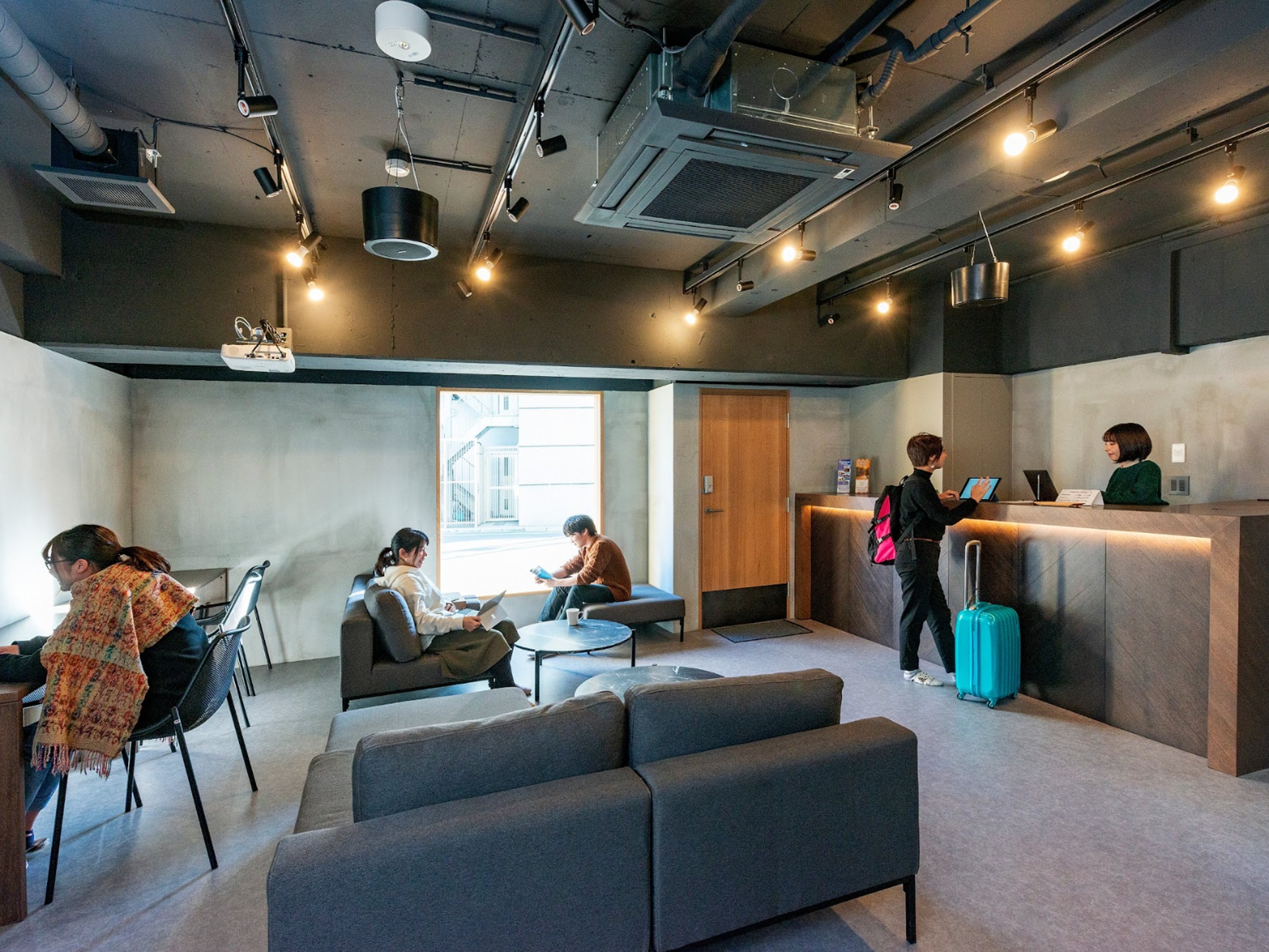 &AND HOSTEL MINAMISENJUのイメージ