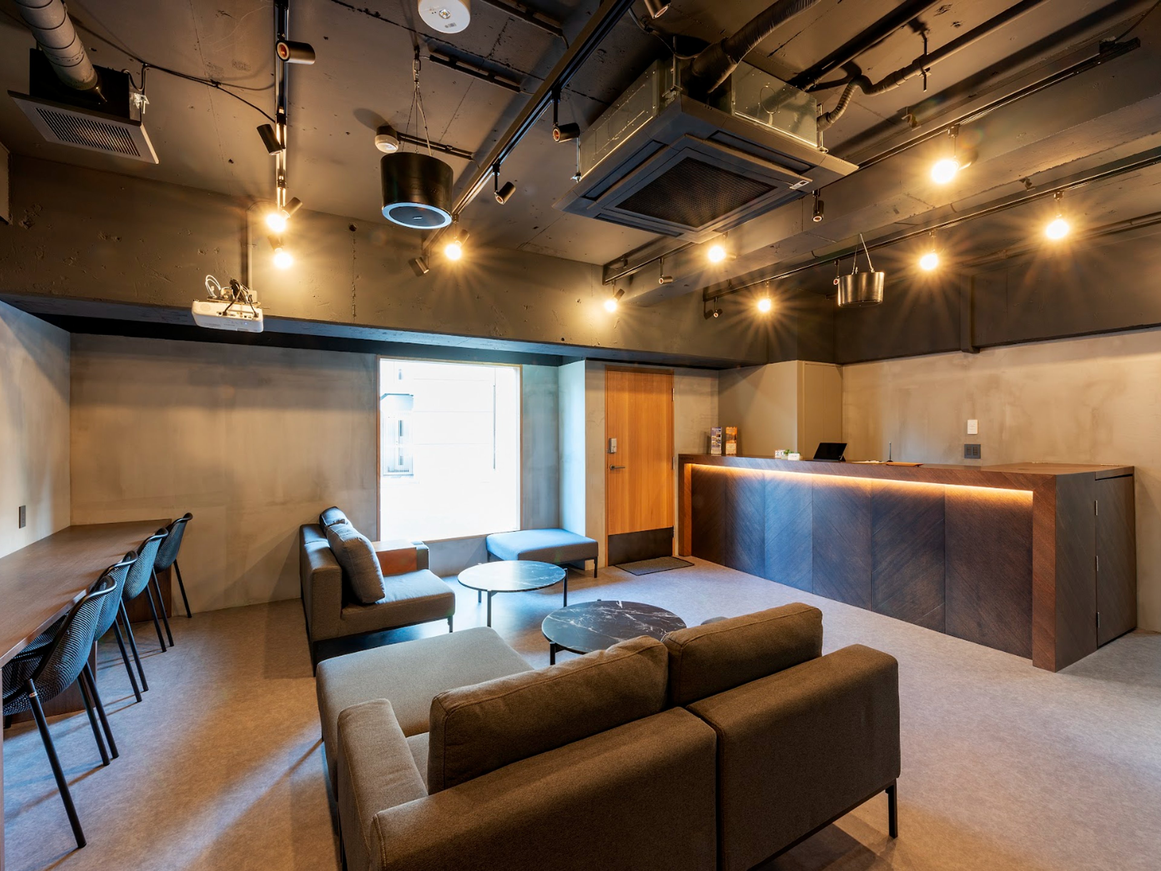 &AND HOSTEL MINAMISENJUのイメージ