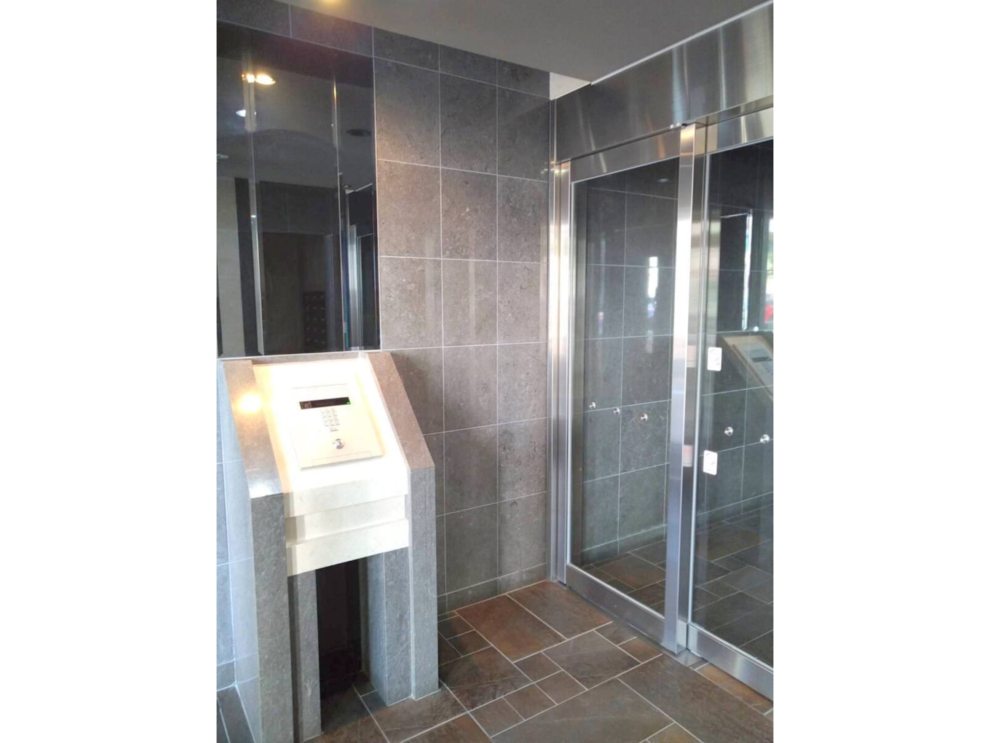 BraTTo栄ラグジュのイメージ