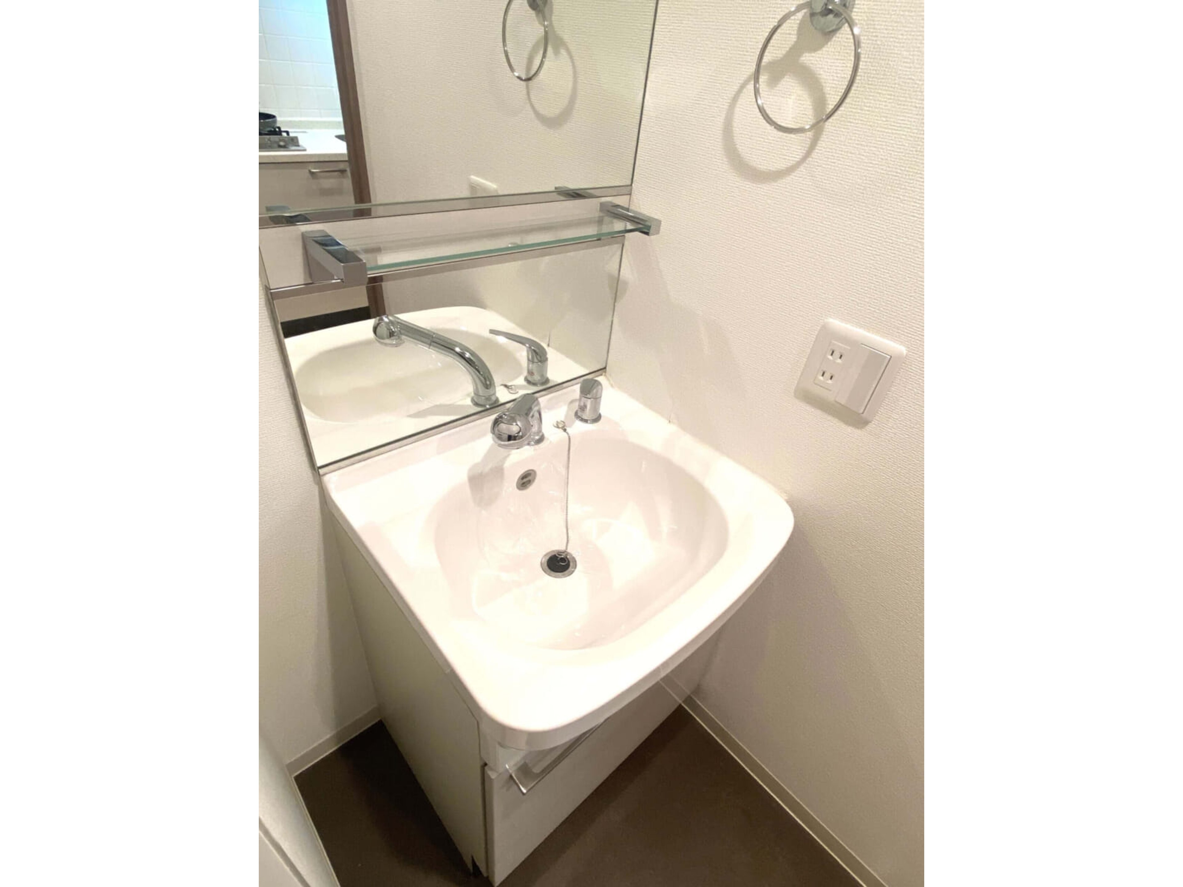 BraTTo栄ラグジュのイメージ