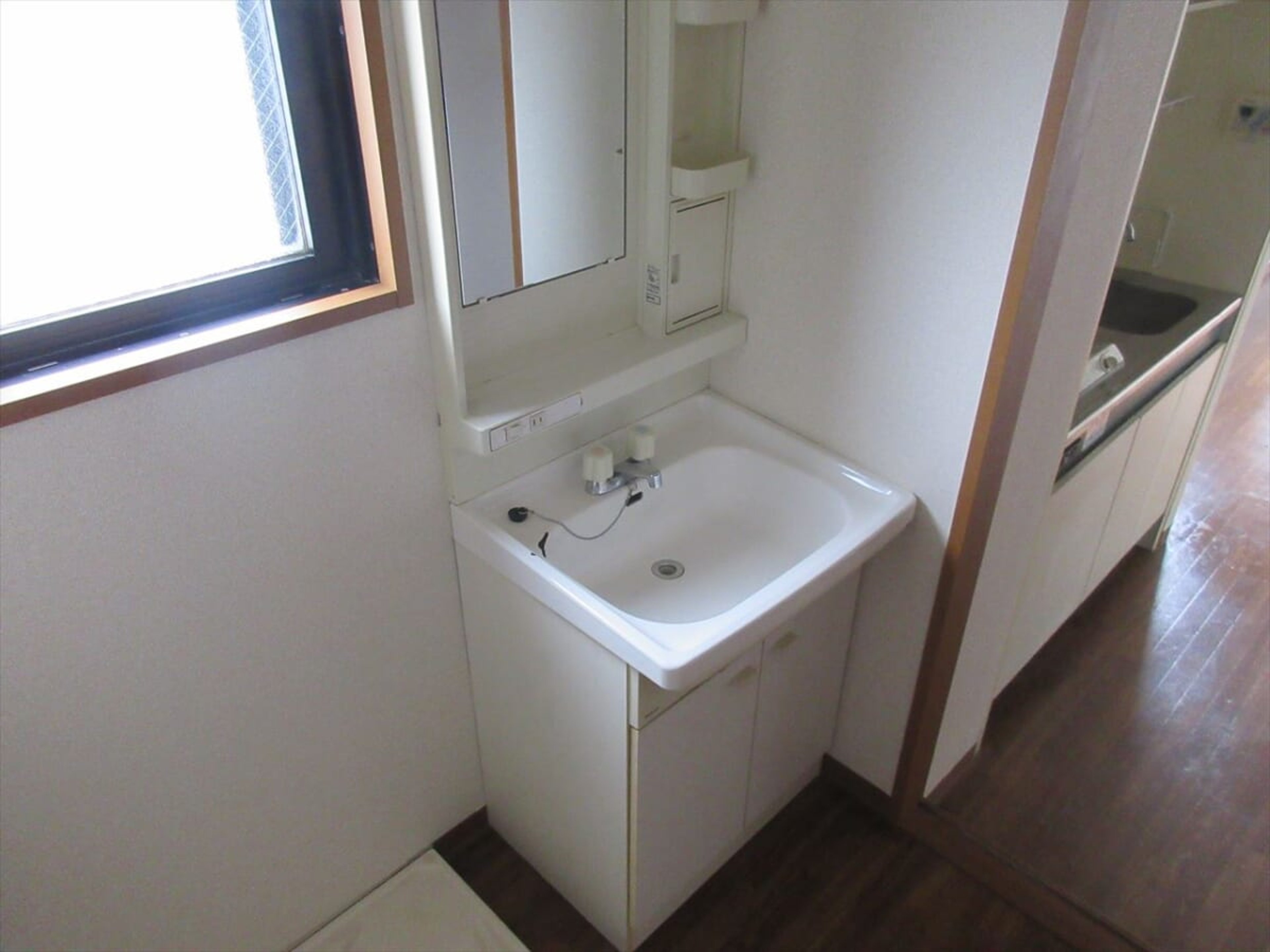 BraTTo栄ジュネスのイメージ