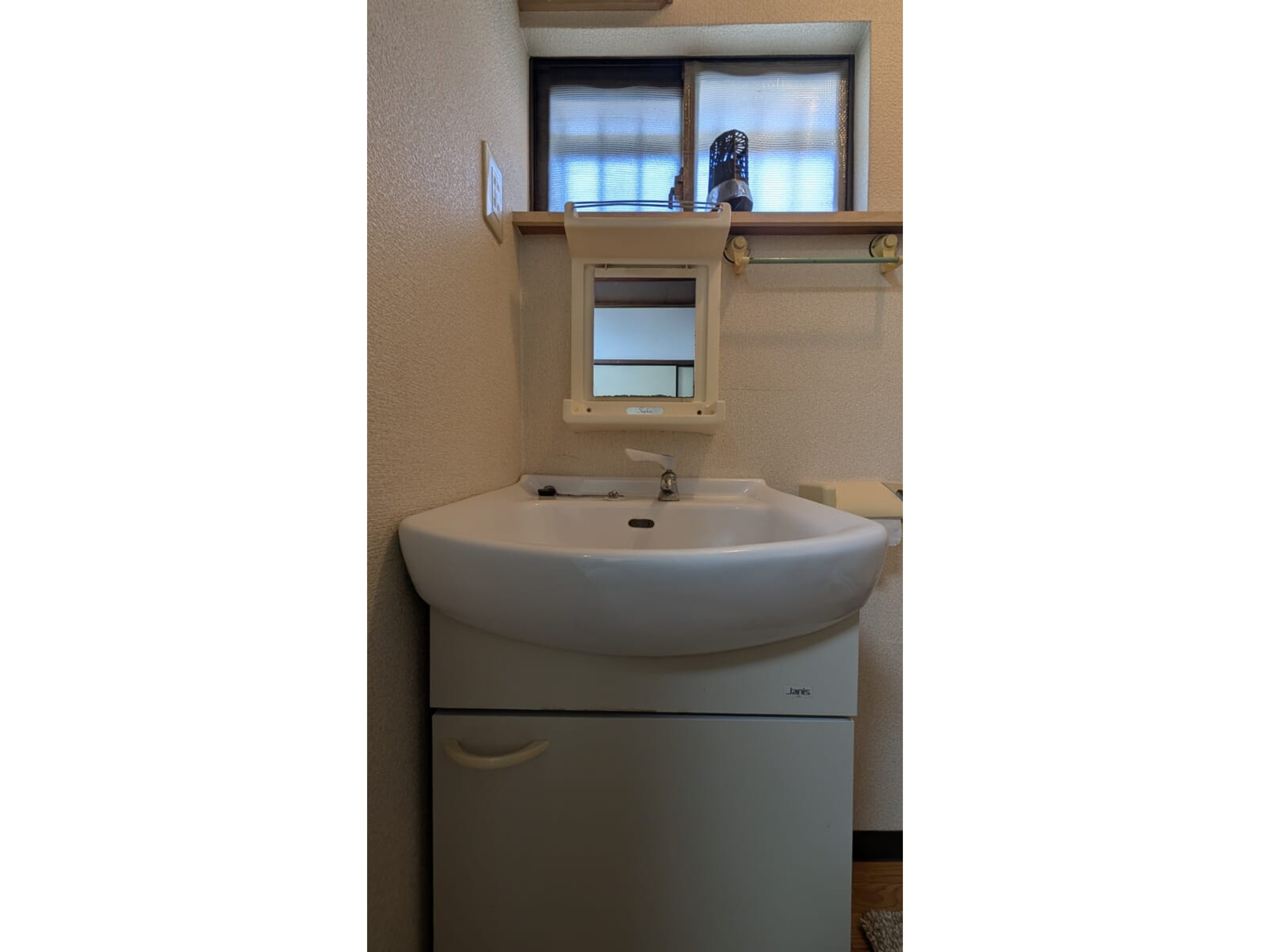 BraTTo柏原貸家のイメージ