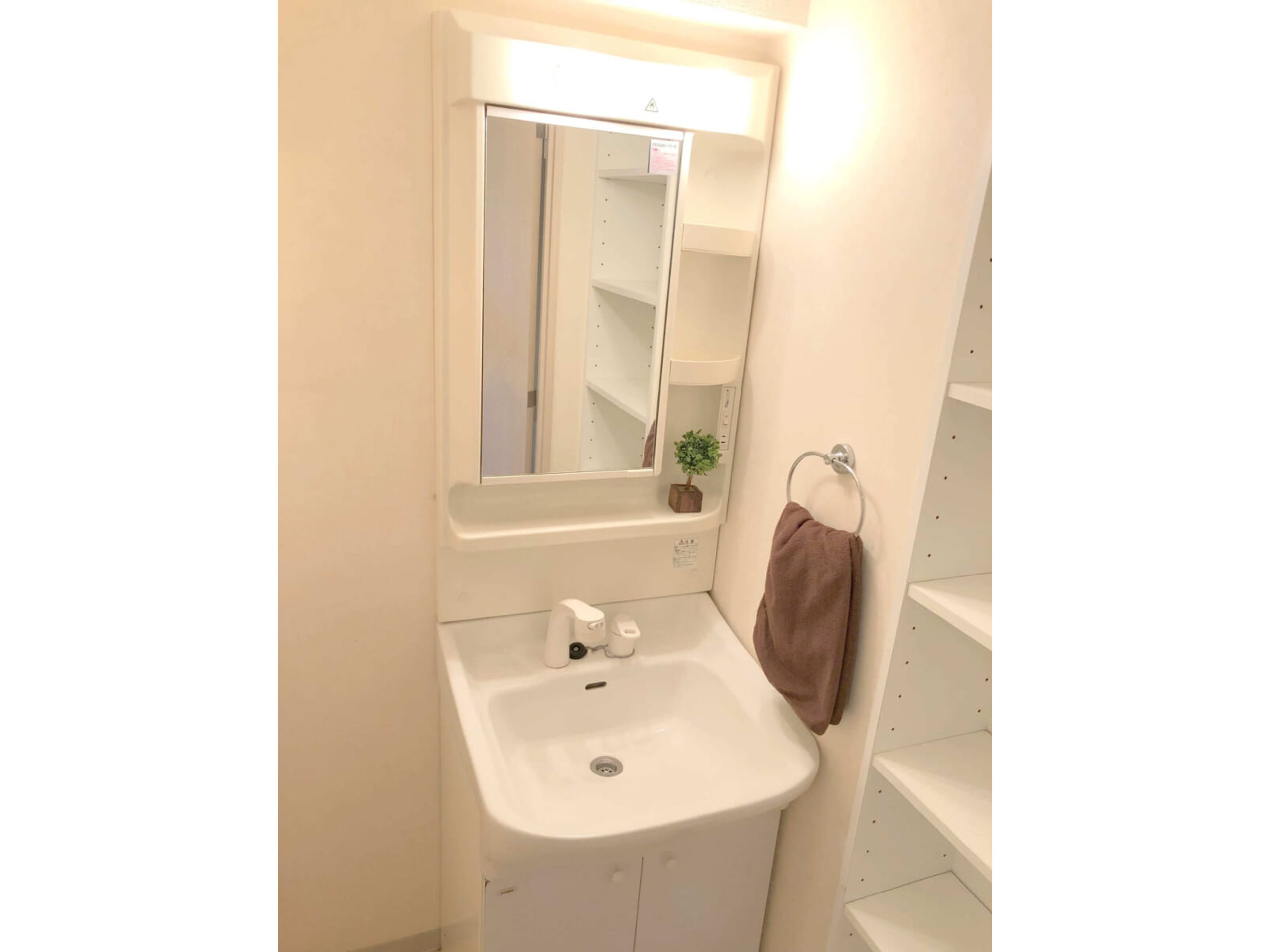 BraTTo烏丸アイカーサのイメージ