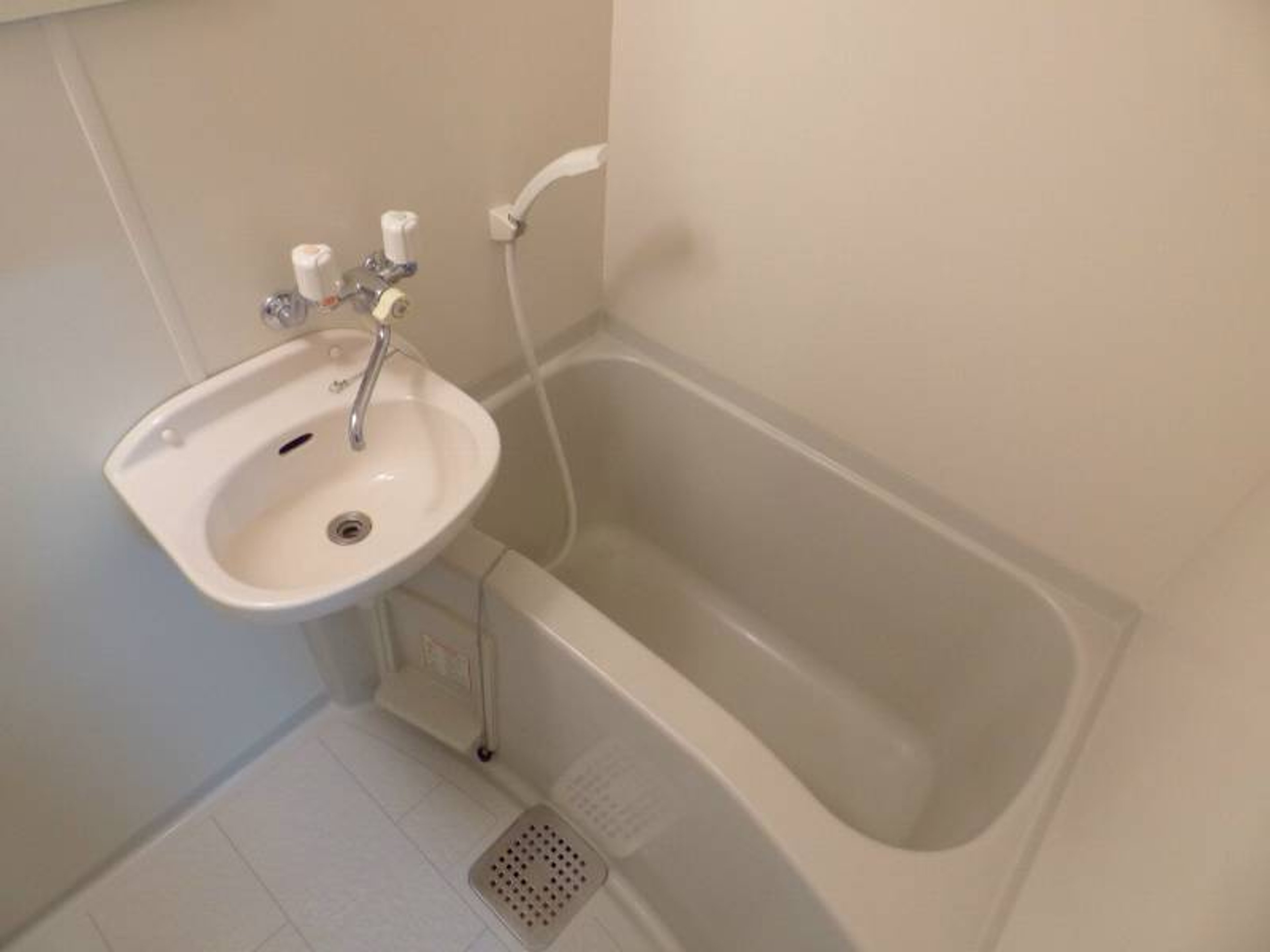 BraTTo三宮のイメージ