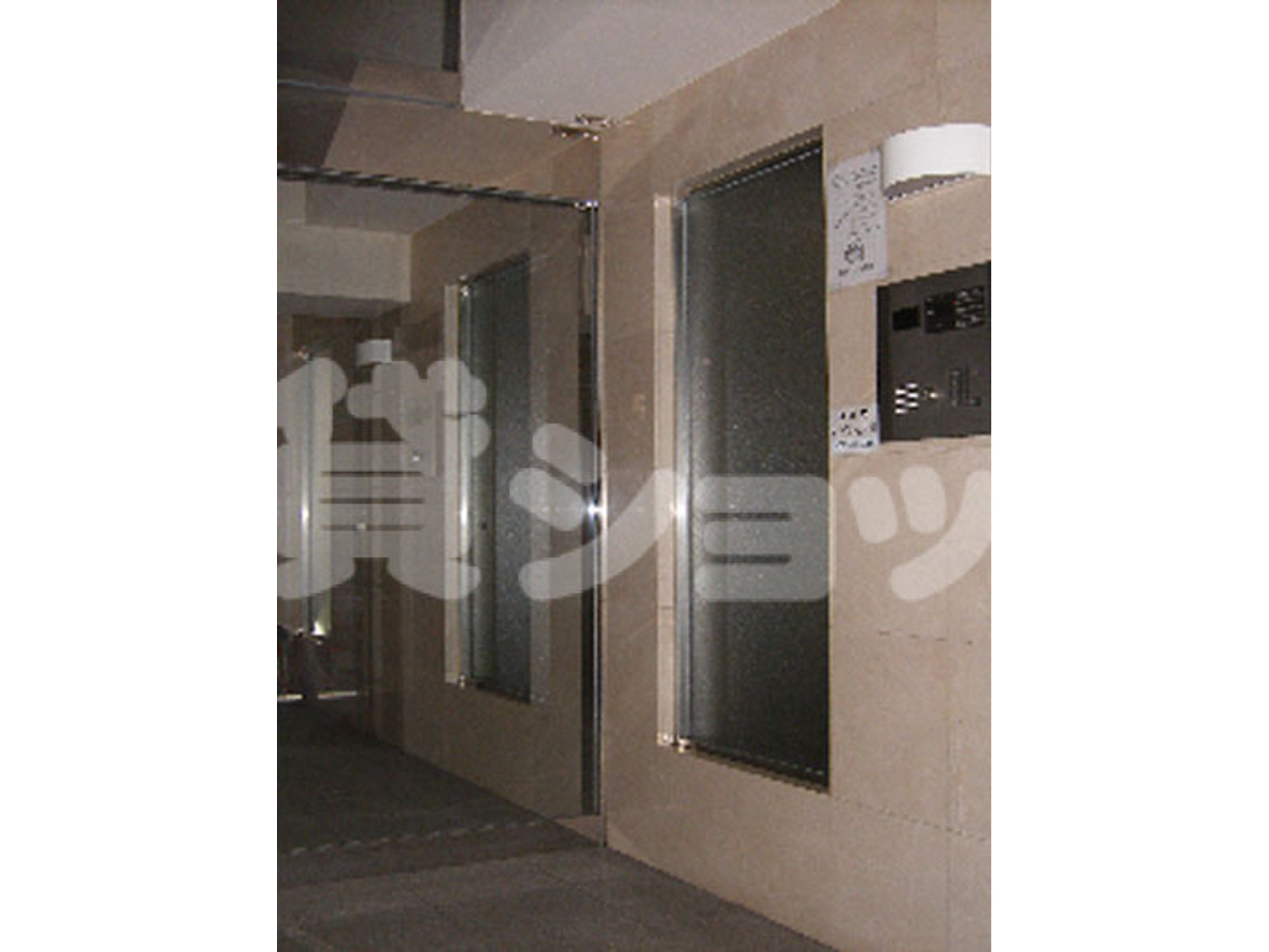 BraTTo三越前のイメージ