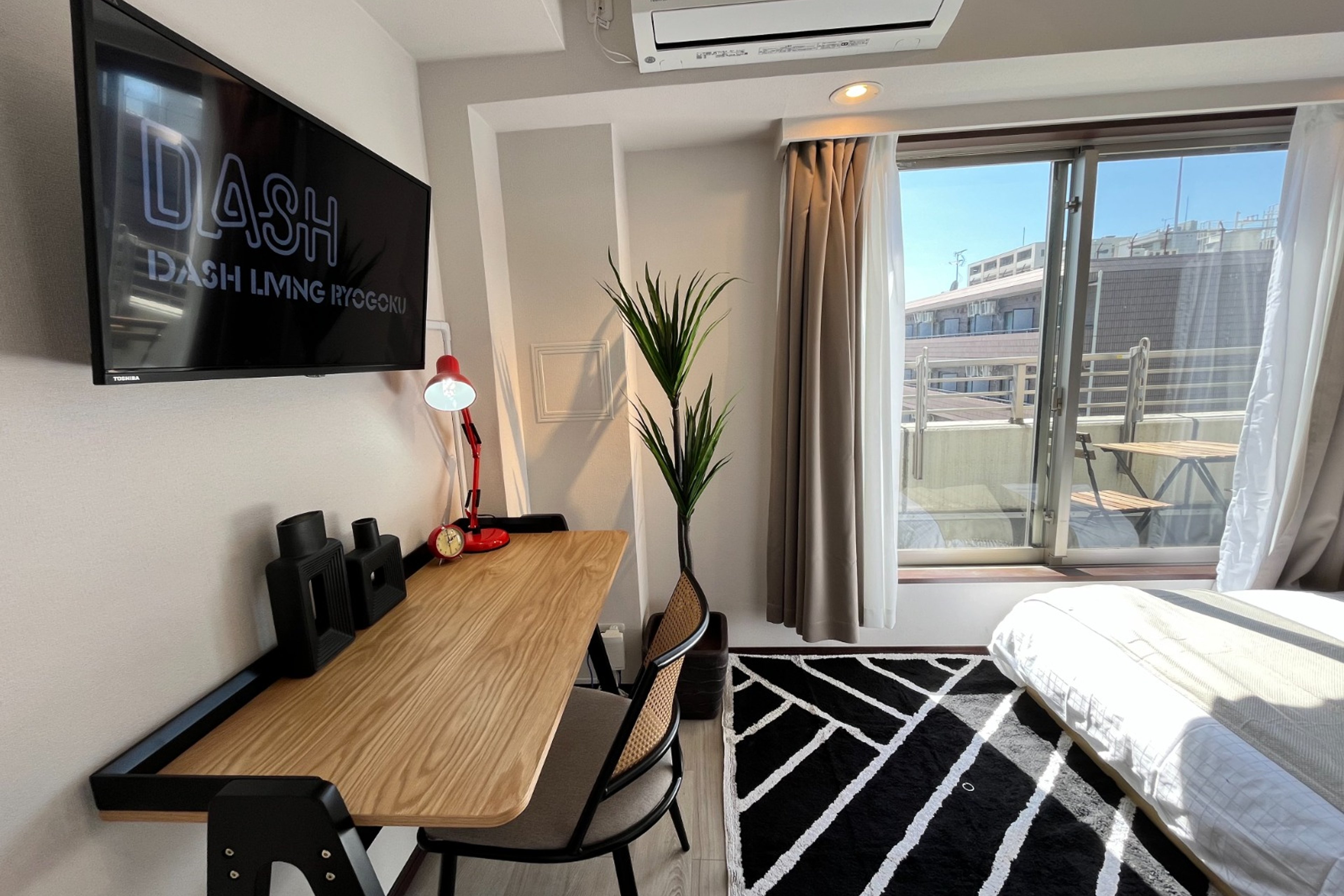 Studio with Balcony（1R）のイメージ