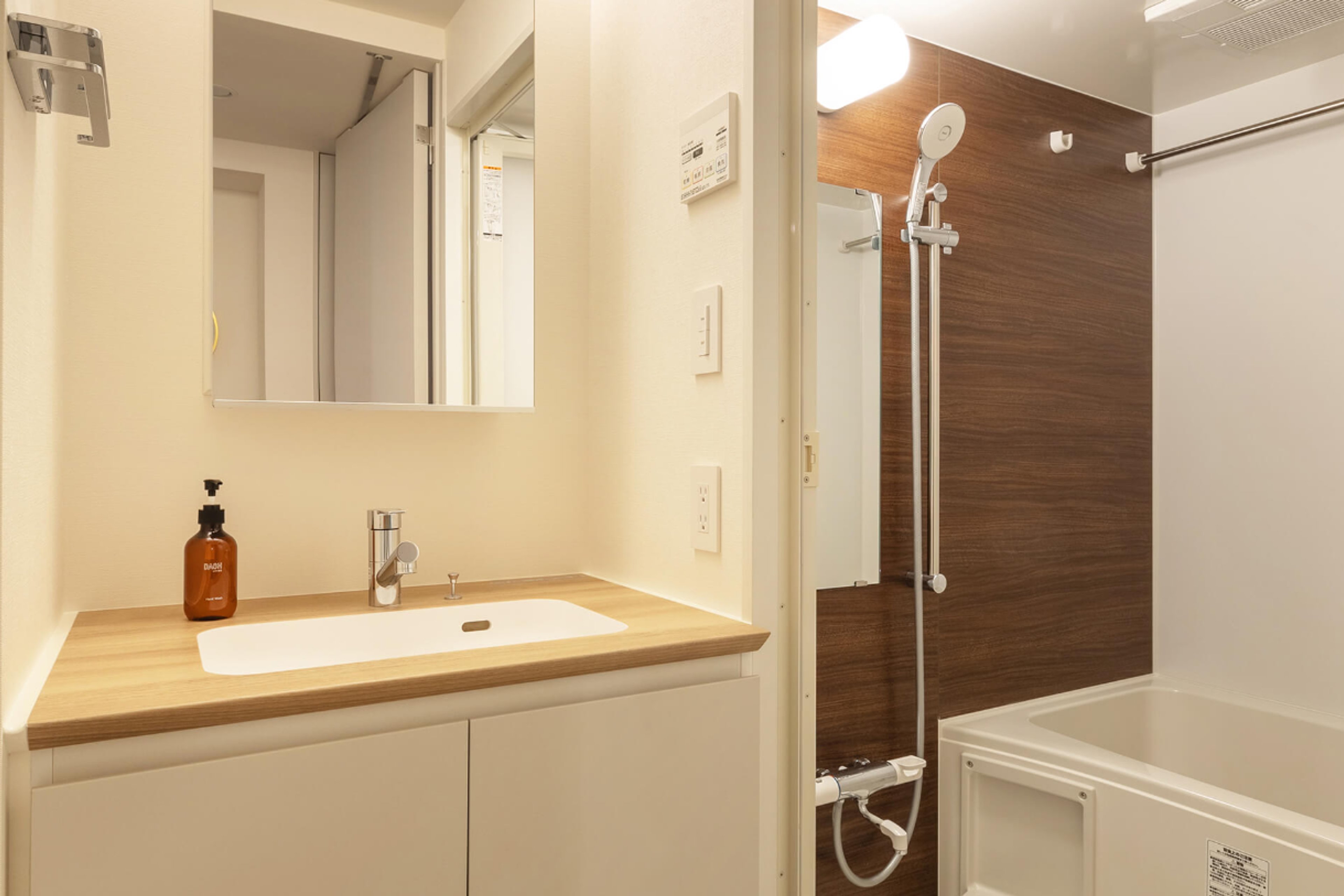 1BR Deluxe Large Studio Apartment（1DK）のイメージ