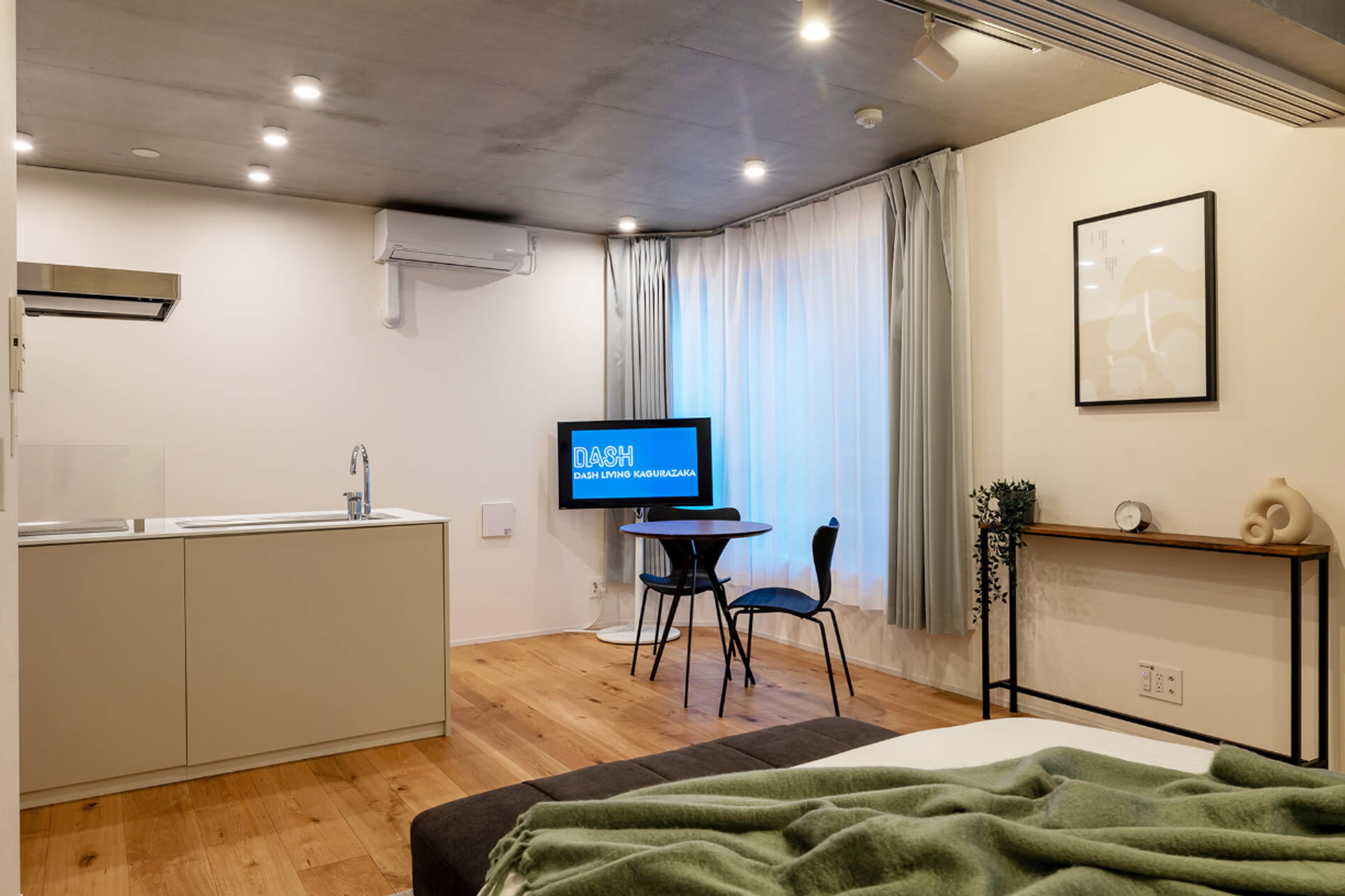 1BR Deluxe Large Studio Apartment（1DK）のイメージ