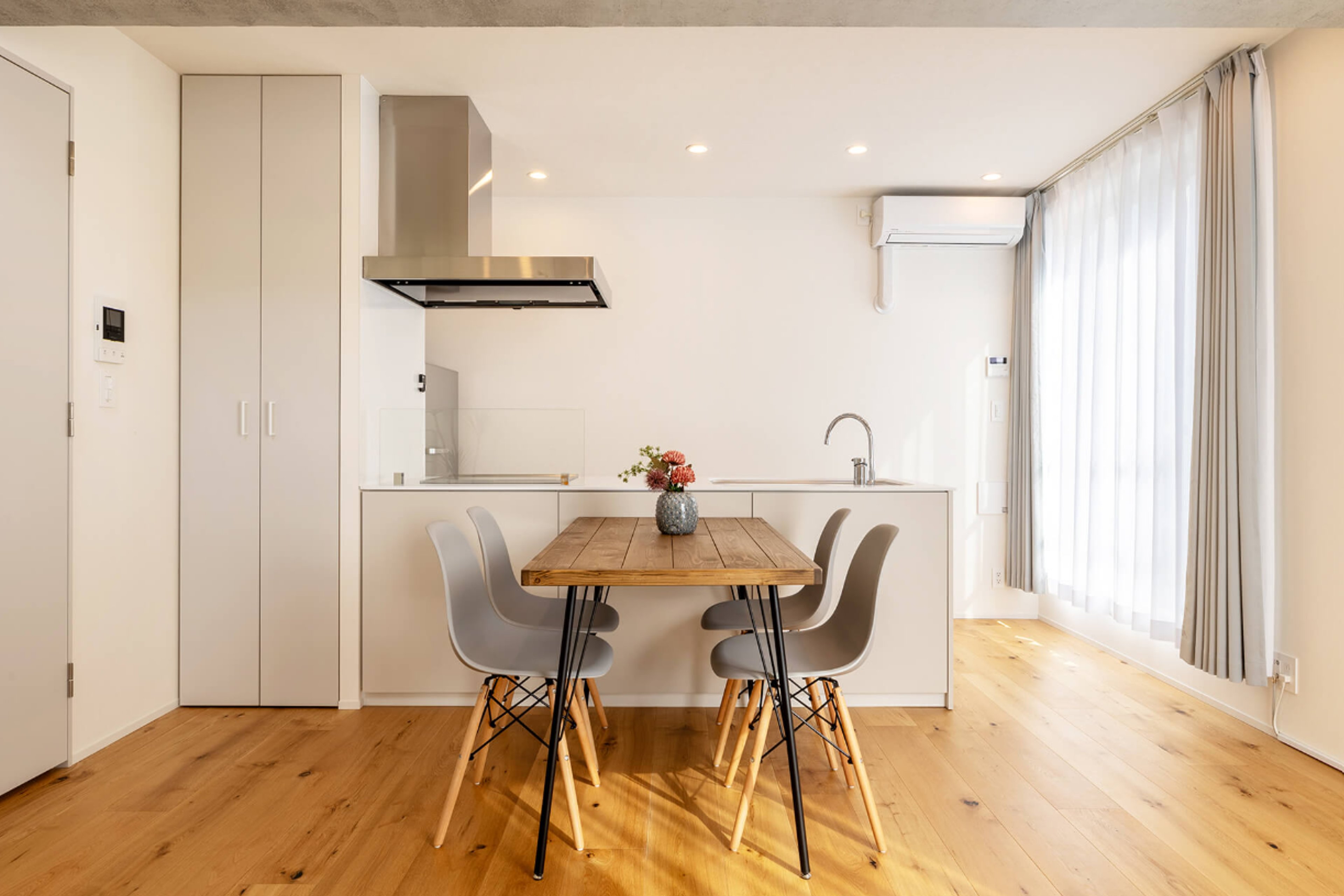 2BR Penthouse with Rooftop Terrace（2LDK）のイメージ