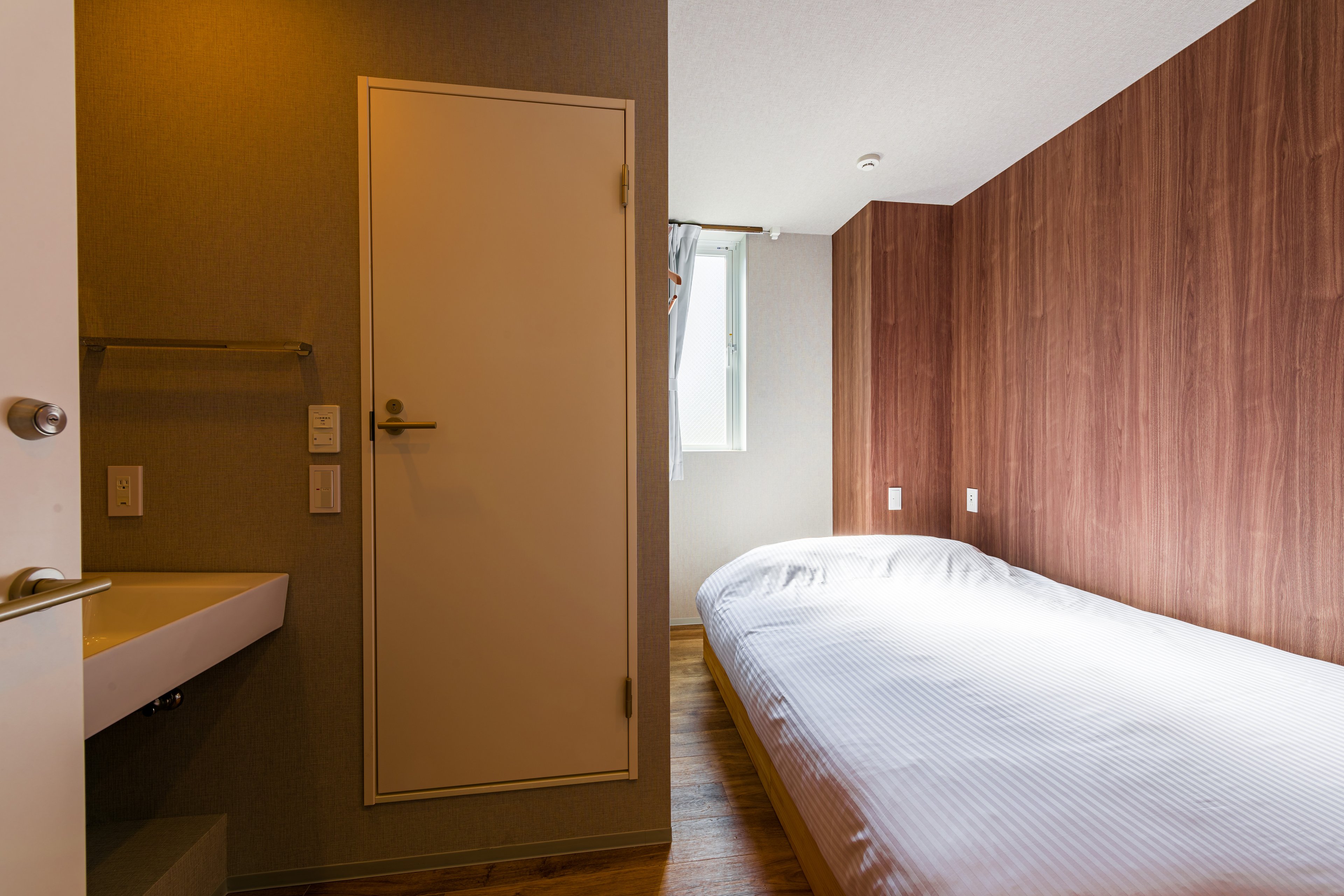 スーペリアダブルルーム(シャワー、トイレ付き)(禁煙)のイメージ