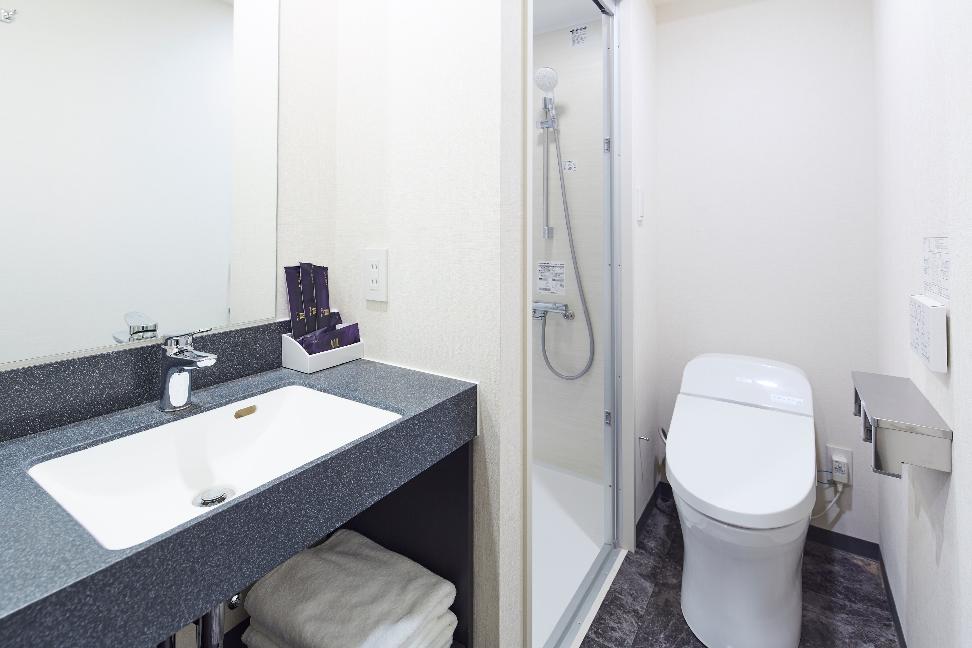 スタンダードツインwithエキストラベッド(禁煙)のイメージ